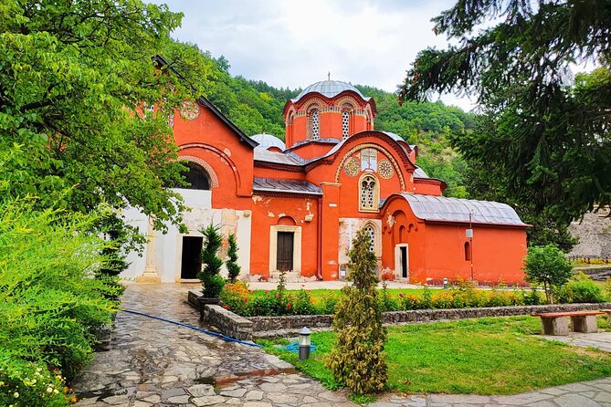 Experience 3 beautiful Monasteries (Unesco) in Kosovo - Stop 3, Visoki Deçani and the medieval art gallery effect