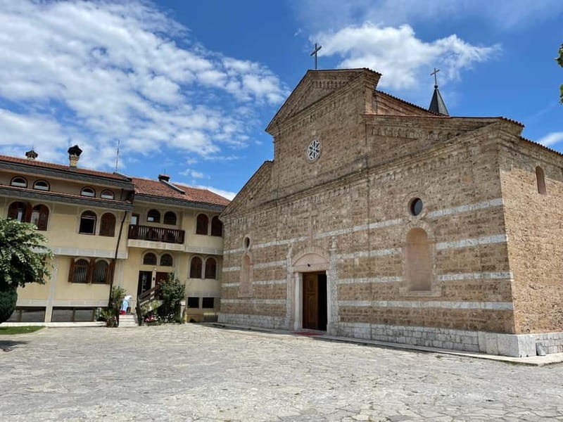 From Tirana: Prizren Guided Tour - Ottoman Old Town and bazaar, the craft streets people remember