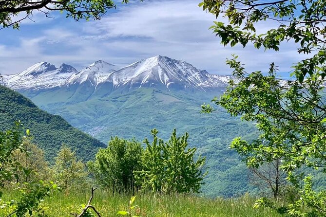 Hiking adventure in Sharri - Price and value: $119.14 per group, up to 8